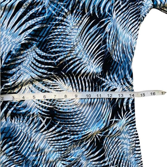 lily Blue Palm Print 3/4 Length Dress - Picture 12 of 16